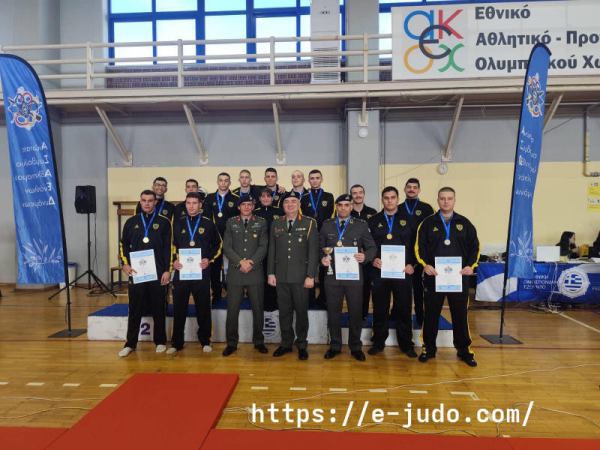 Αργυρό στο Πανελλήνιο Ενόπλων